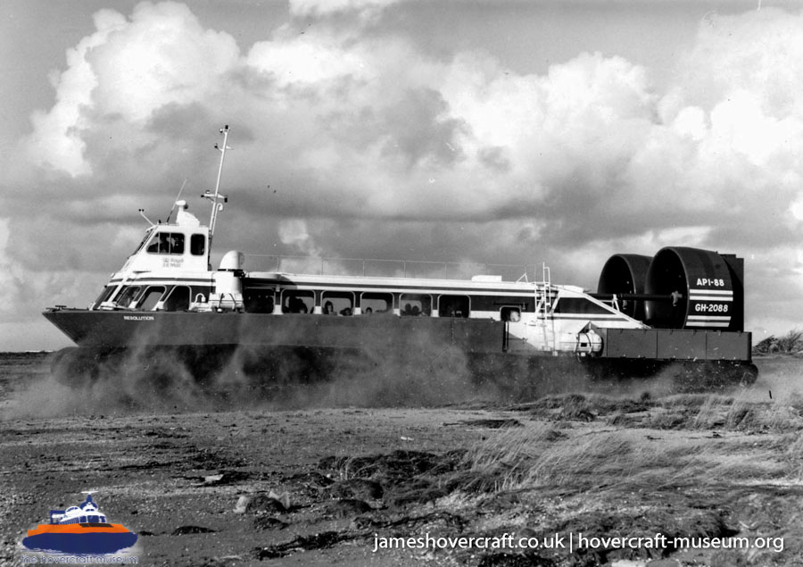 AP1-88 hovercraft on the Solent -  (credit: The <a href='http://www.hovercraft-museum.org/' target='_blank'>Hovercraft Museum Trust</a>).